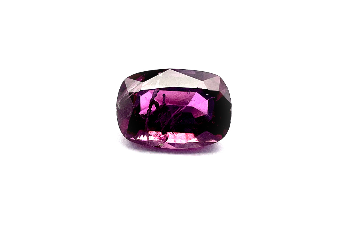 1.555 Carat Pink sapphire